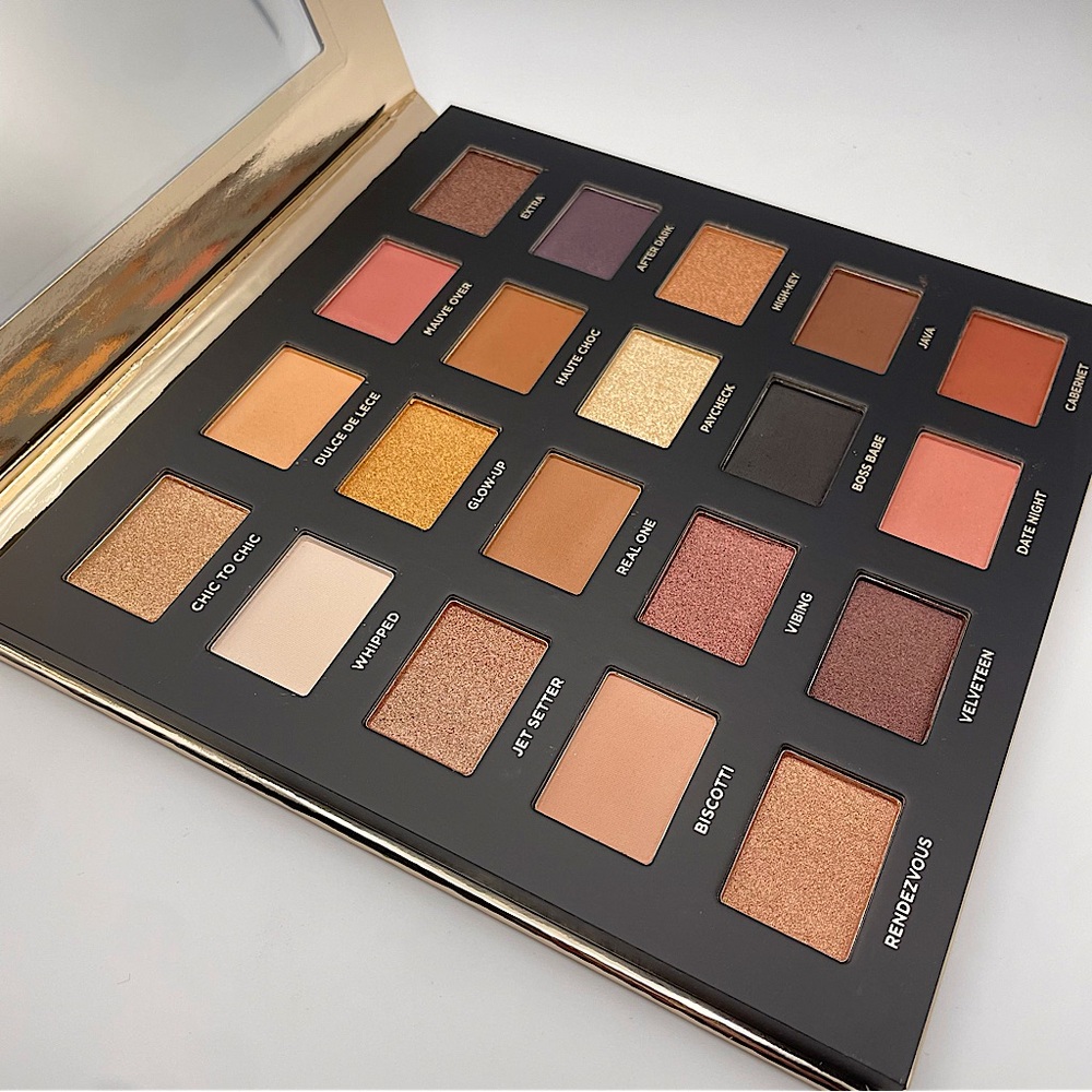 ICONIC LONDON | Booming & Gleaming✨ Palette (Brand New!) 💘